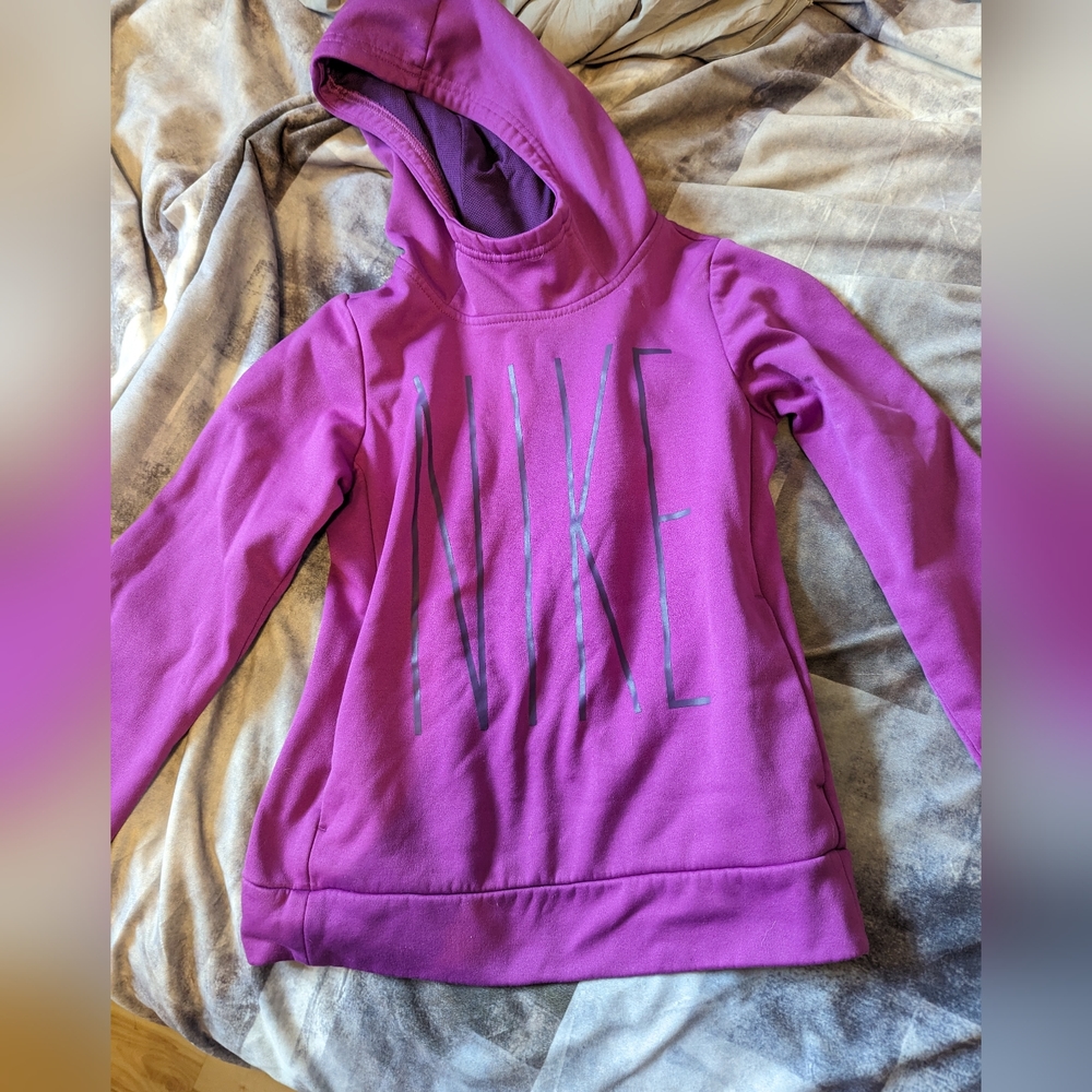 Nike kids medium dri fit hoodie